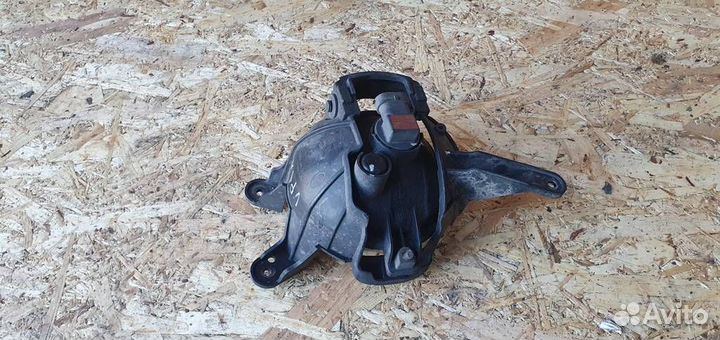 Фара противотуманная левая Chevrolet Cruze 2009-2