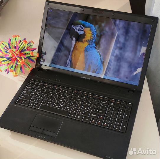 Ноутбук Lenovo/4 ядра/ssd