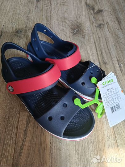 Детские сандалии Crocs J2, новые оригинал 33-34