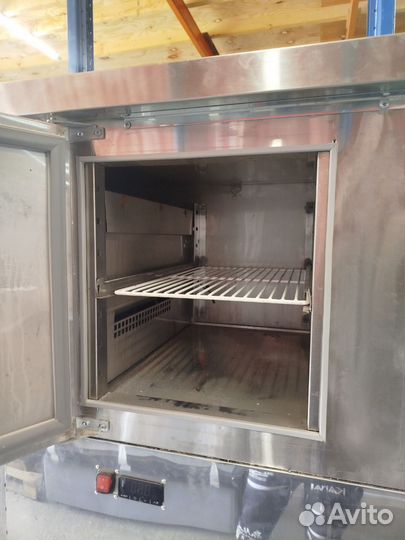 Морозильный стол