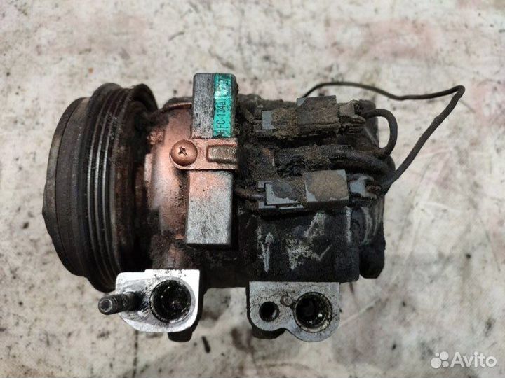 Компрессор кондиционера Kia Avella седан B5 1997