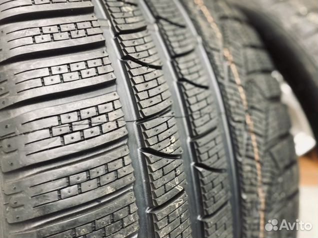 Pirelli Winter Sottozero II 295/30 R20