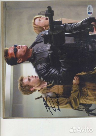 Постеры с автографами актёров, сертификат