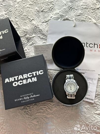 Часы Swatch x Blancpain Antarctic