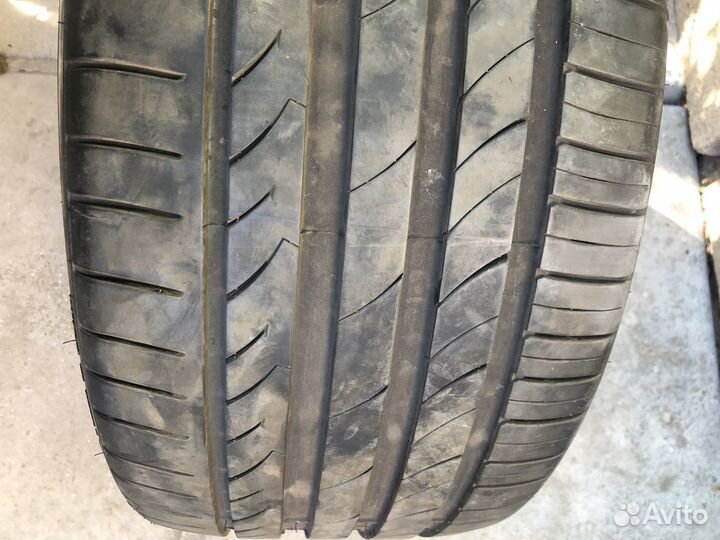 Tracmax X-Privilo TX3 275/35 R20 102