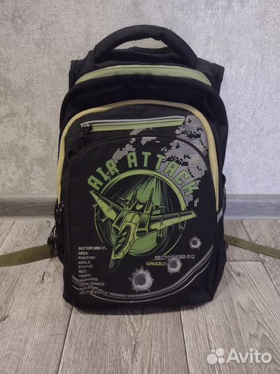 Рюкзак гризли в хорошем состоянии