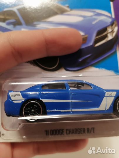 Hot wheels 11 dodge charger r/t exclusive