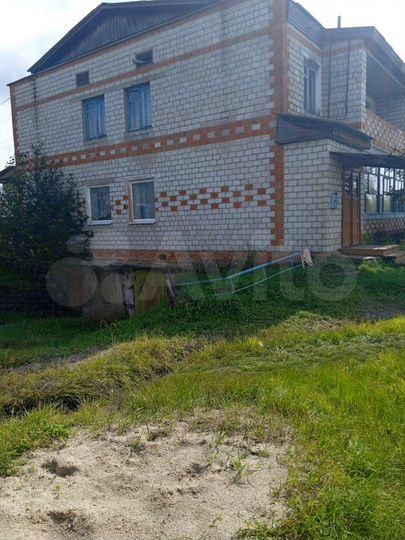 2-к. квартира, 81,4 м², 1/2 эт.