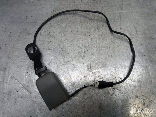 Ответная часть ремня безопасности передняя правая