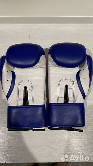 Боксерские перчатки Adidas