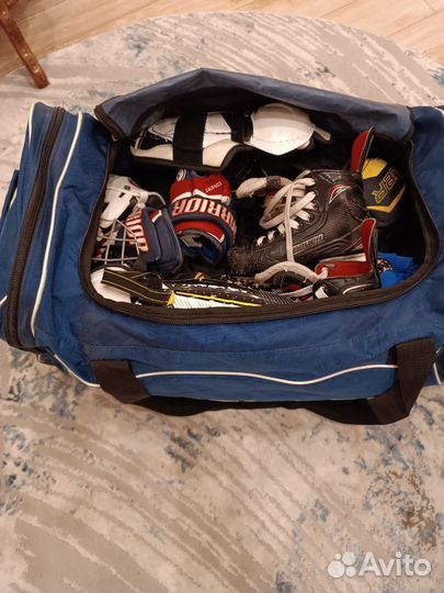 Хоккейный баул на колесах детский