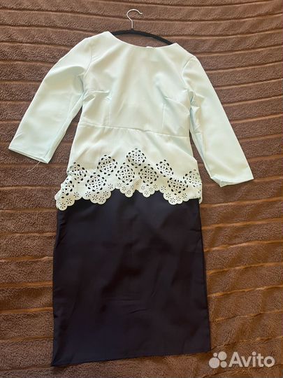 Комтюм женский с юбкой 42