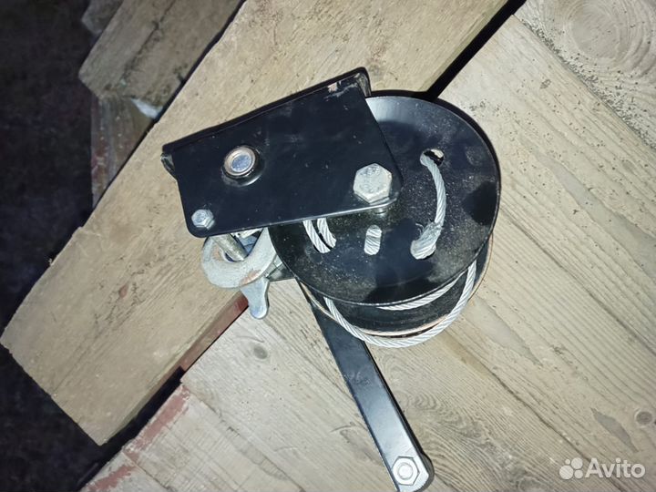 Лебедка тяговая