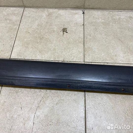 Накладка порога наружная левая Mitsubishi Pajero 4