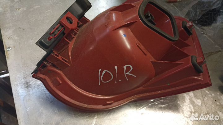 Задний стоп сигнал