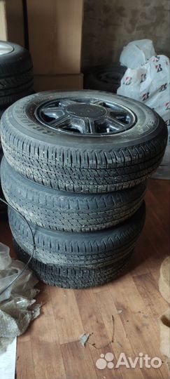 Bridgestone Dueler H/T 684II 195/85 R15