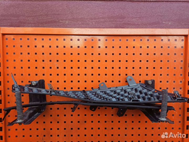 Решетка радиатора Nissan Juke