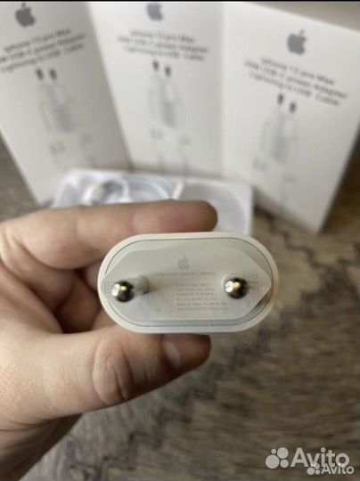 Быстрая зарядка iPhone 20w + провод