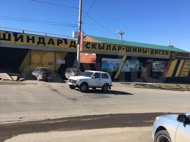 Торговое-сервисное помещение, 700 м²