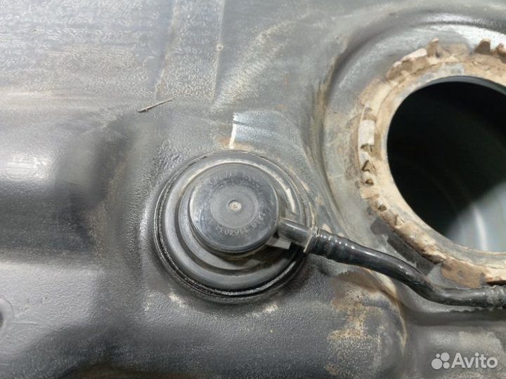 Бак топливный Лада Гранта