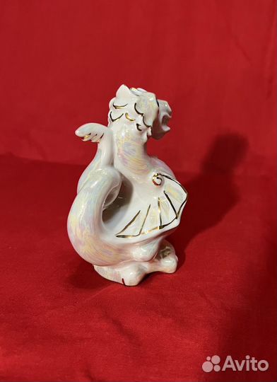 Статуэтка «Дракон», фарфор, СССР, 1970-е гг