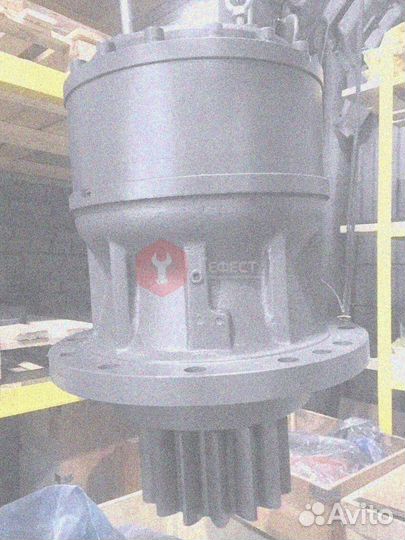 Редуктор поворота Hyundai R210LC-9BC 39Q6-12101