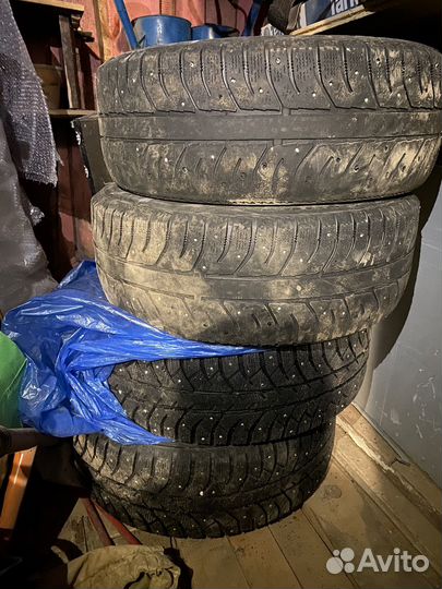 Bridgestone Ice Cruiser 7000 205/55 R16