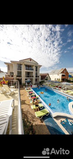 Требуется повар, помощник, кухрабочие, посудомойка