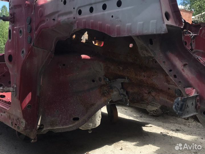 Четверть freelander 2