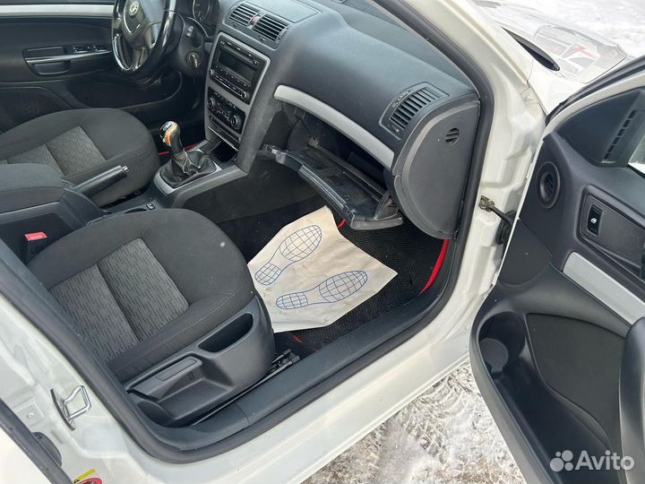 Skoda Octavia 1.4 МТ, 2011, 170 000 км