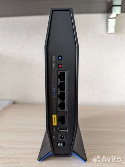 Wifi роутер Linksys E8450 (AX3200)