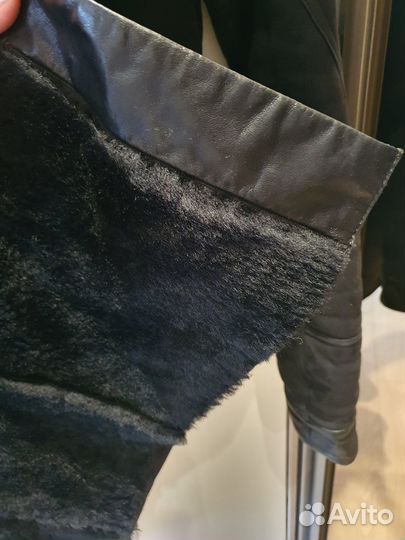 Дубленка натуральная женская с капюшоном