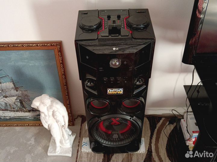 Музыкальная система LG OM7560