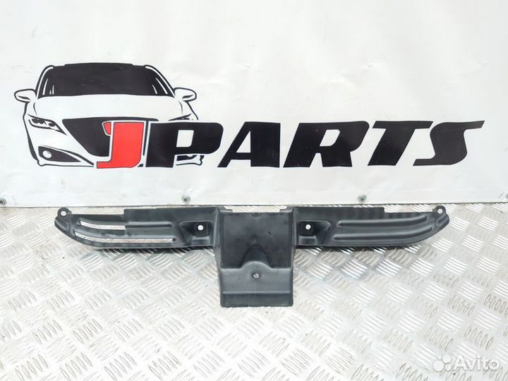 Кожух замка капота Mitsubishi Outlander II (2005—2