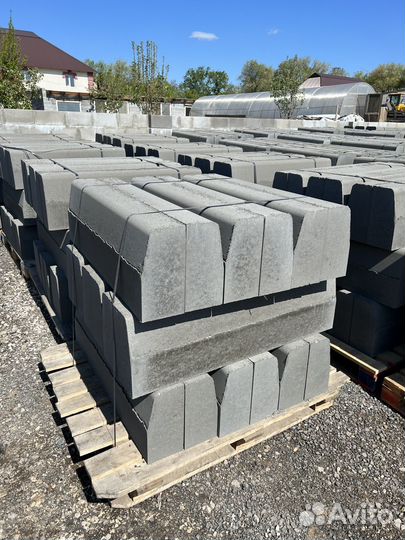 Бордюр дорожный 1000х300х150