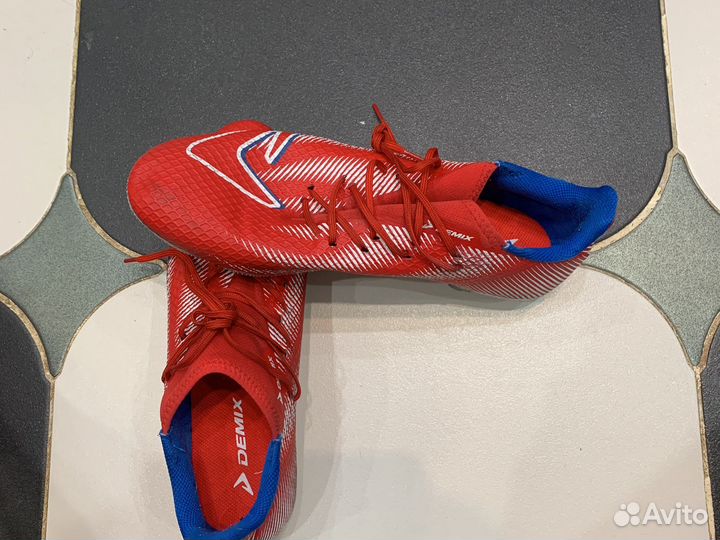 Футбольные бутсы