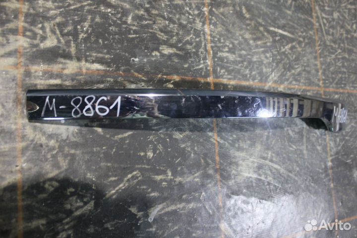 Молдинг бампера заднего правый-Volkswagen Touareg