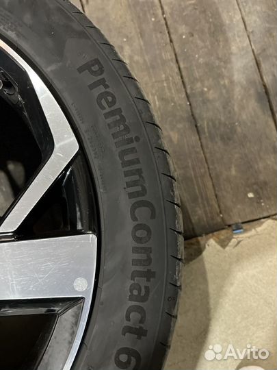 Continental PremiumContact 6 255/45 R20