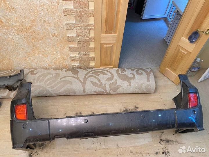 Бампер Toyota Land Cruiser 200