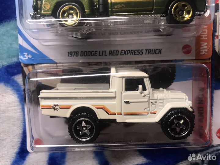 Набор Hot Wheels Treasure Hunt x4