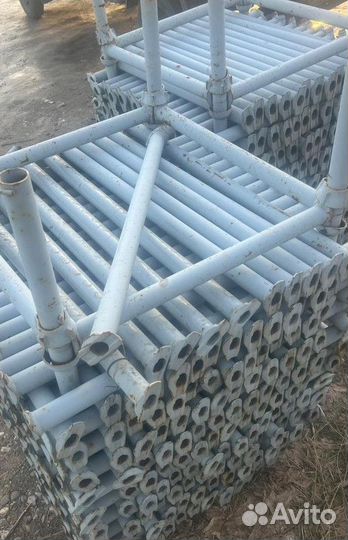 Стойка для опалубки монолитных перекрытий