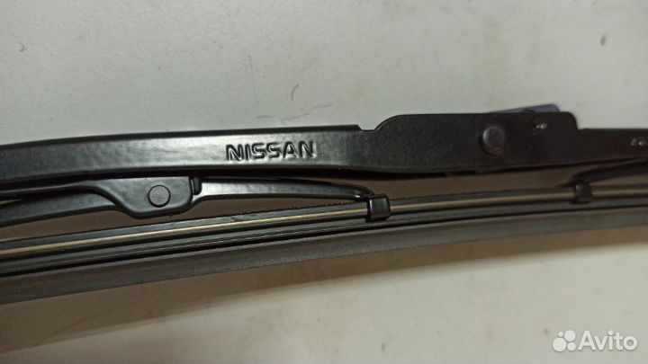 Щетка стеклоочистителя передняя Nissan Almera G15