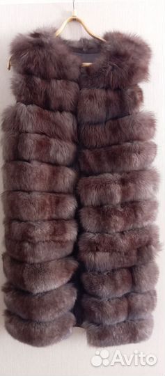 Жилетка женская меховая 46