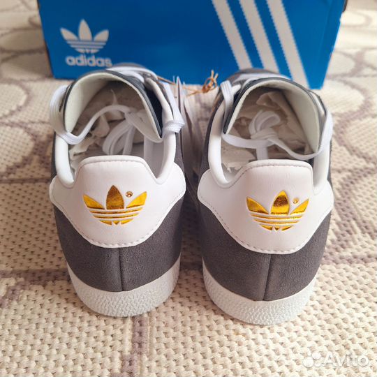 Кроссовки новые Adidas Gazelle (40 F, 6.5 UK)