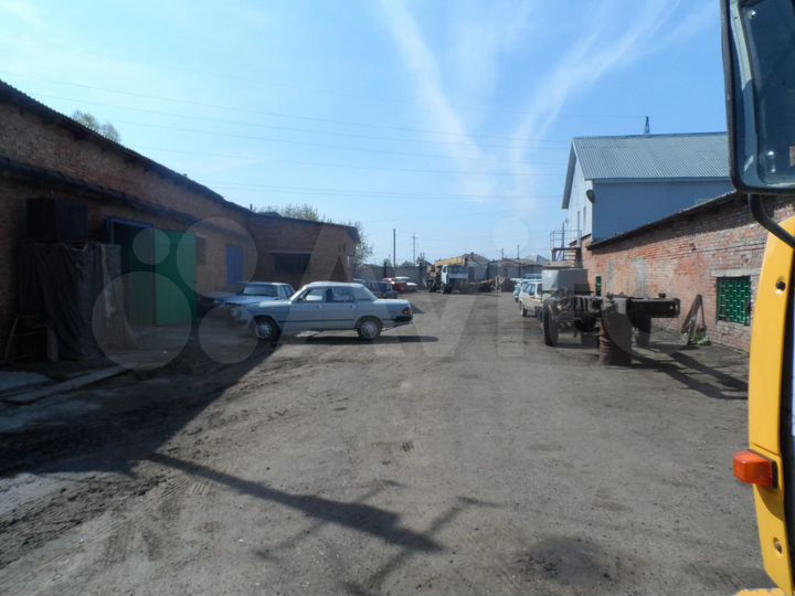 Производство, 1600 м²