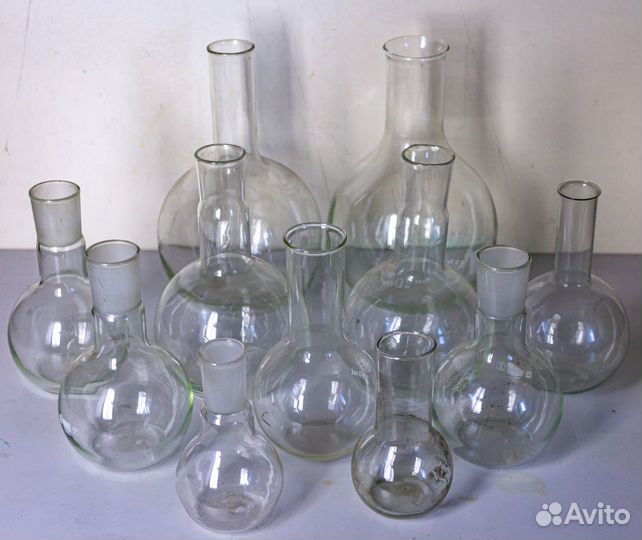 Лабораторная (химическая) посуда в ассортименте