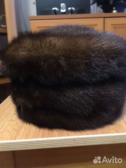 Женские шапки из натурального меха (норка, ч/б)