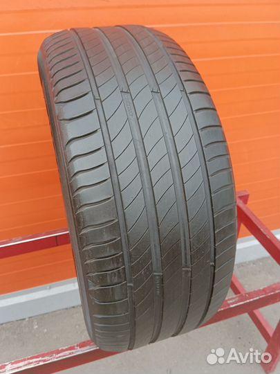 Michelin Primacy 4 235/45 R17 94Y