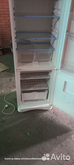 Холодильник indesit