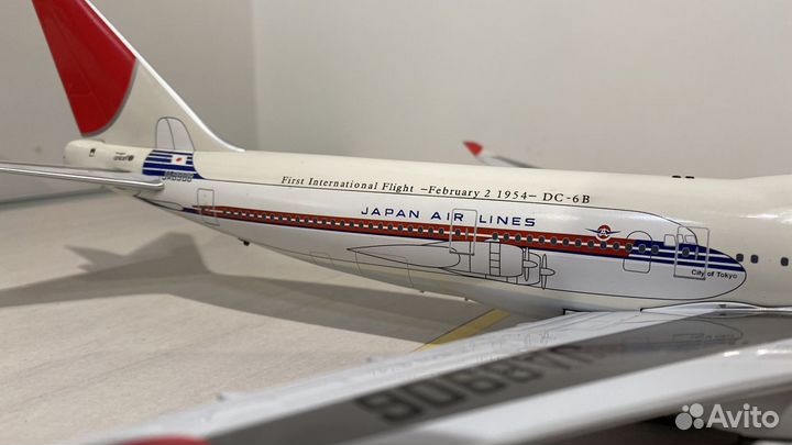 Металлическая модель самолёта Boeing 747 JAL
